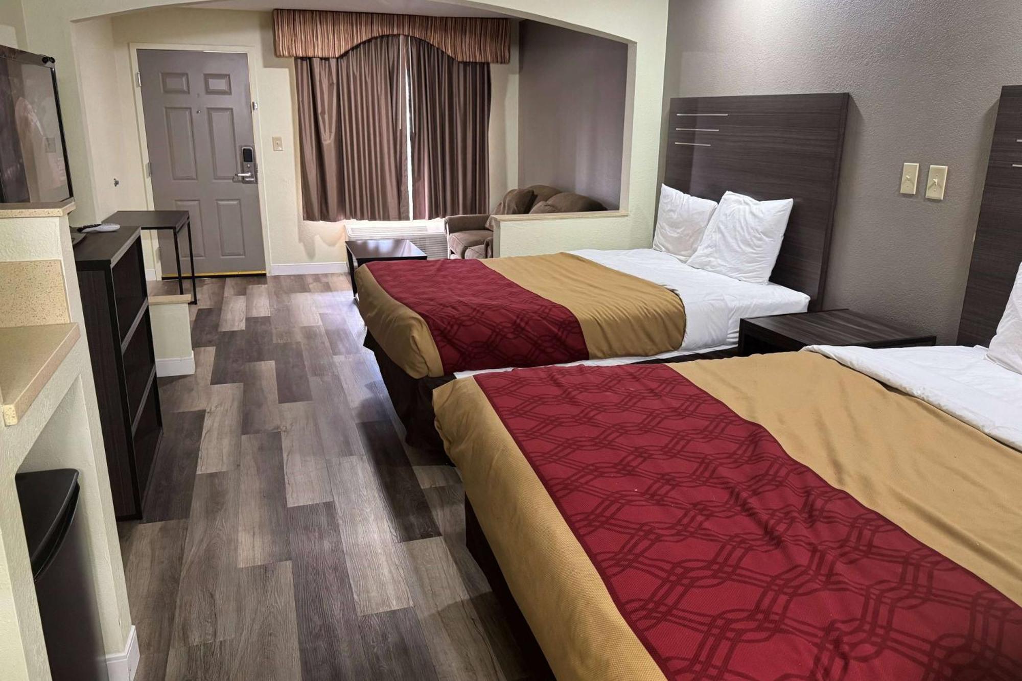 Super 8 By Wyndham Jackson Ms Hotel Екстериор снимка